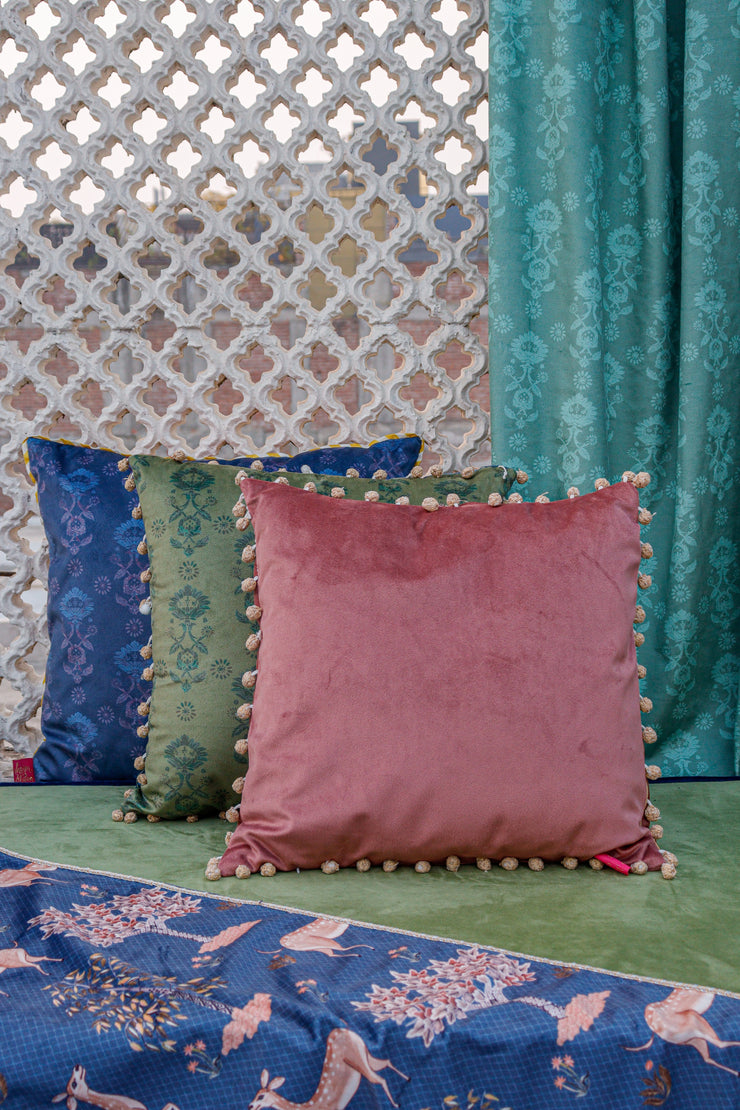 Dilbahara Cushion Cover