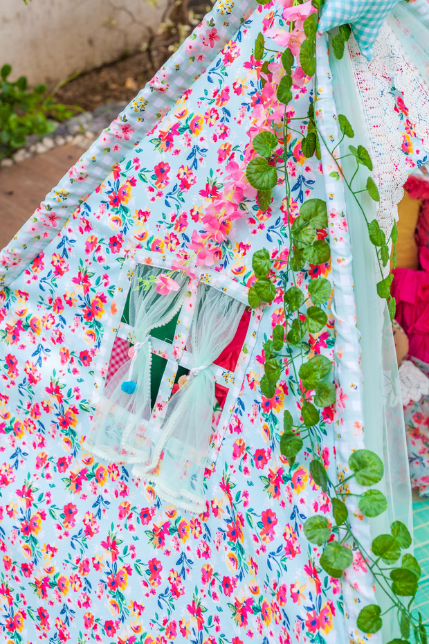 Mint Garden Tent House