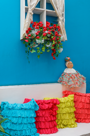 Palenquera frill cushion