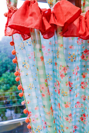 Soft floral checkered curtain