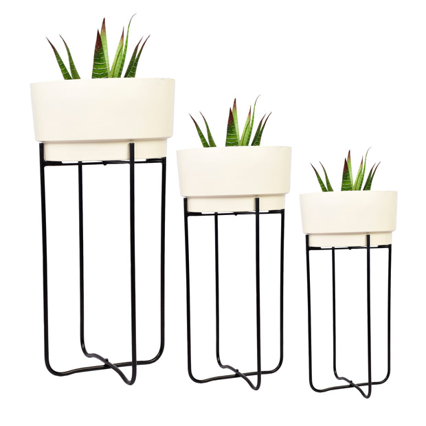 White Luxe Planter with Black Stand(Set of 3)