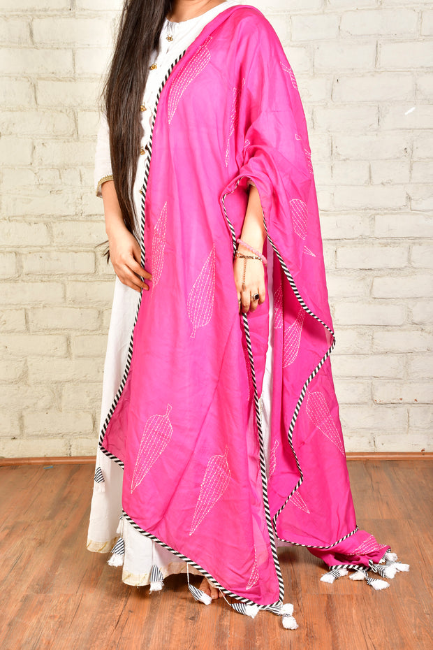 Magenta Kantha Silk Stole