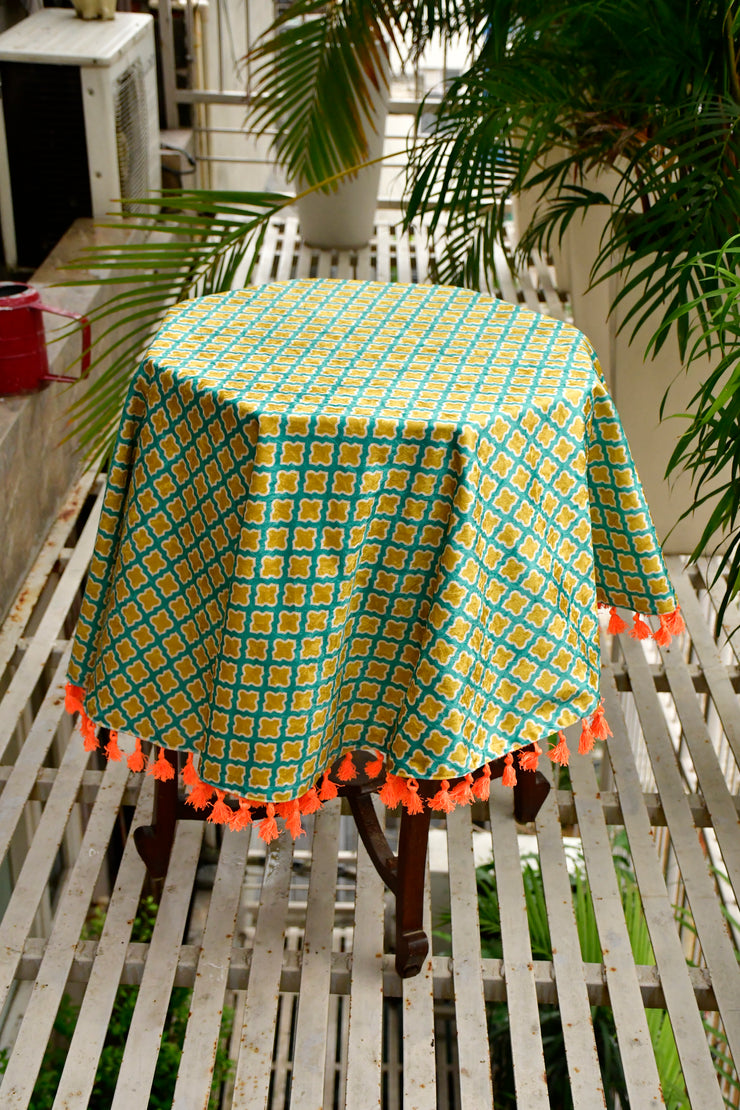 Trellis Print Round Table Cover