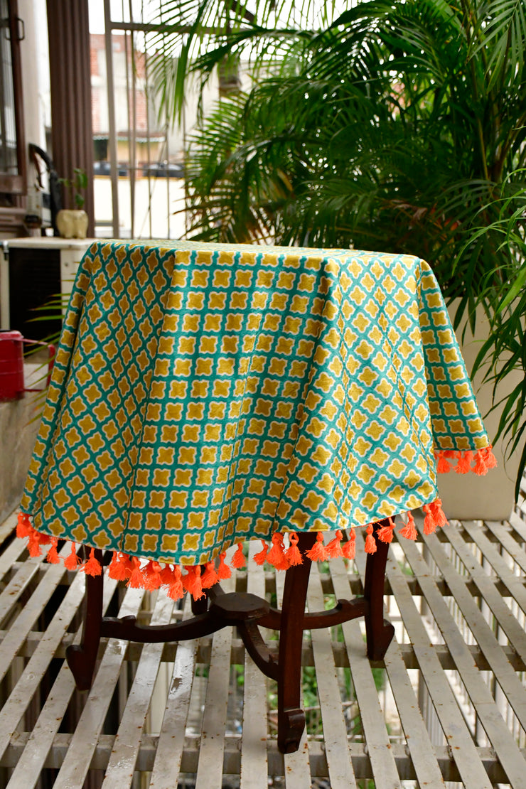 Trellis Print Round Table Cover