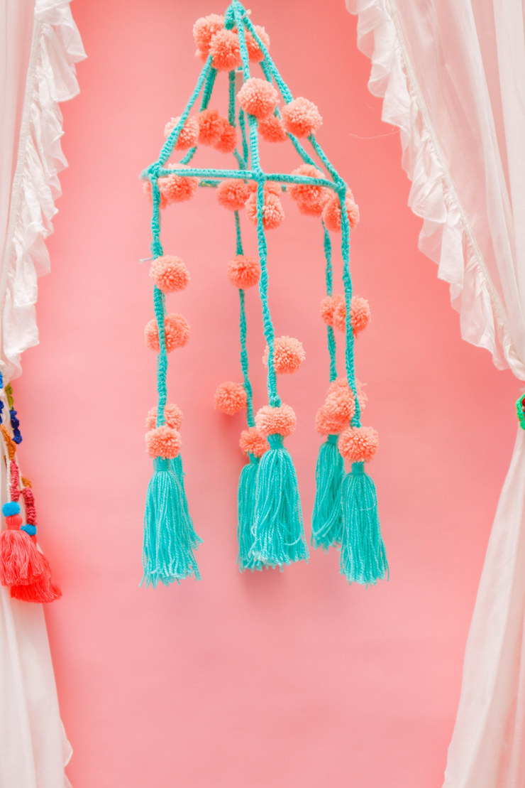 Pompom Hanging